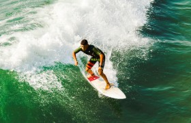 开云网页版:恩里克合同到期引发悬念,西班牙国家队帅位成焦点