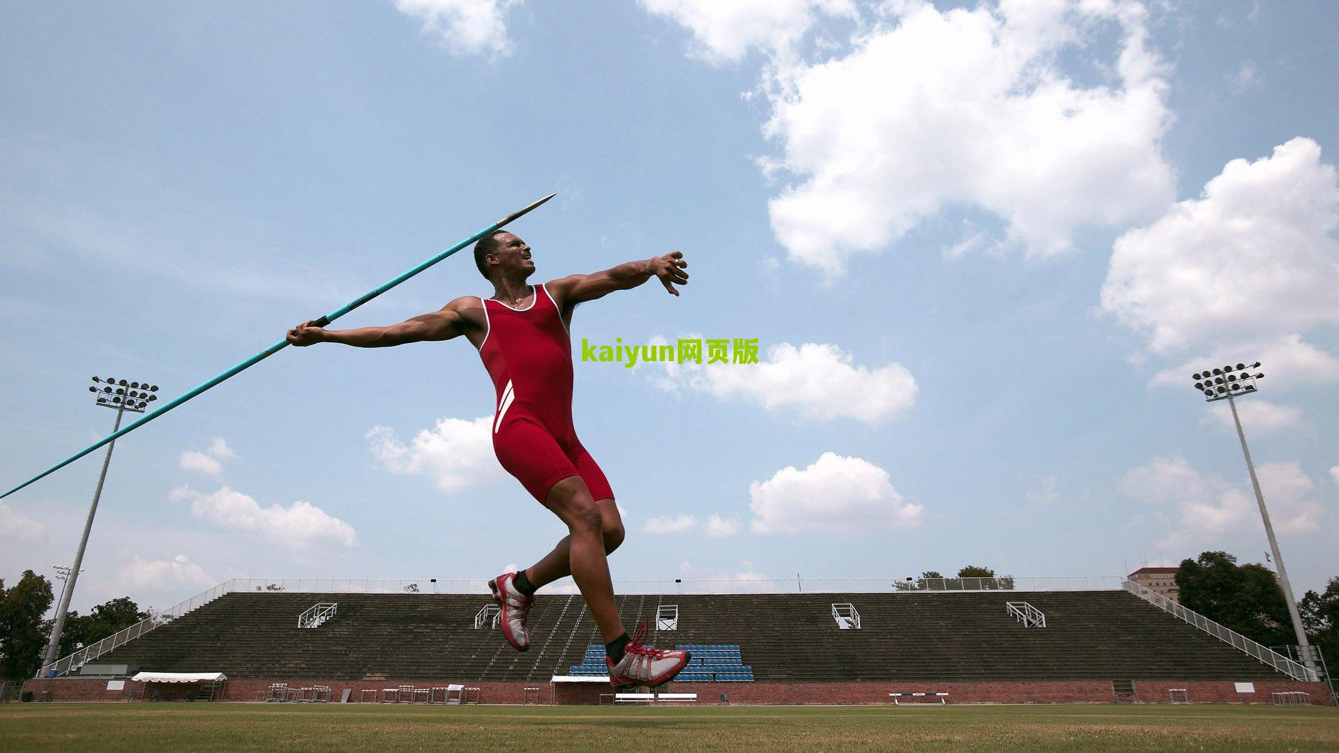 NBA2021-22赛季经典名局评选,库里终捧FMVP奖杯,德罗赞背靠背绝杀创历史