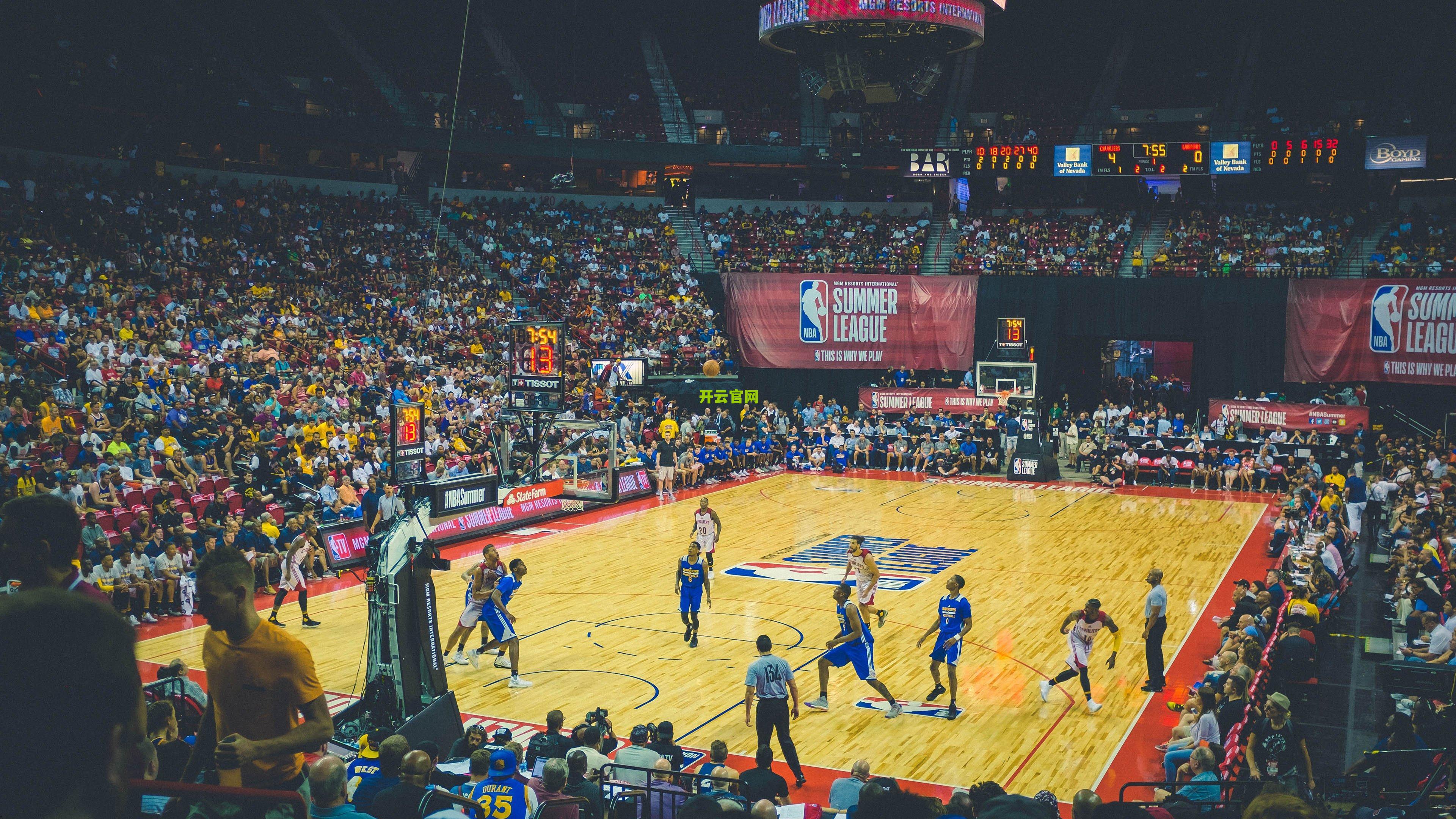 萨拉赫精妙横传造杀机,维尔茨绝佳射门遭神扑化解