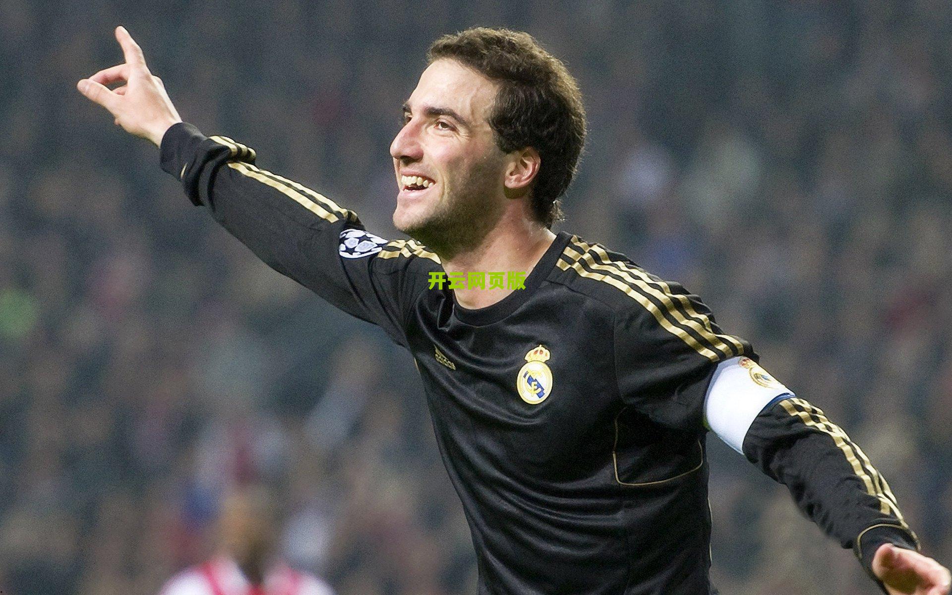 39岁11月14天!莫德里奇打破意甲历史首秀年龄纪录,诠释足球不朽传奇