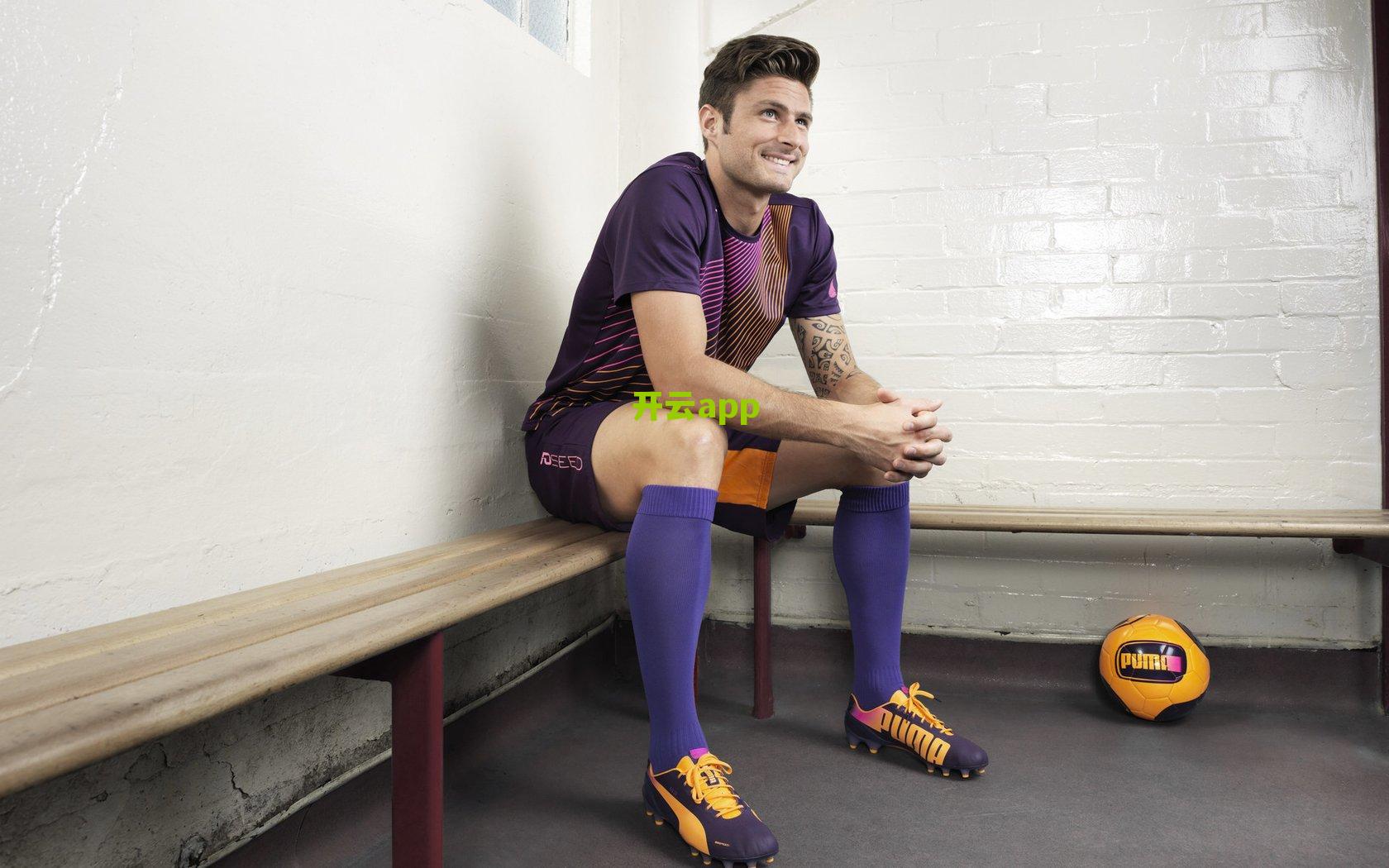 铿锵玫瑰迎战桑巴军团！U17女足世界杯淘汰赛中国对决巴西，10月28日晚决战绿茵